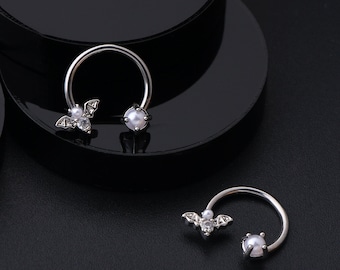 16G Pearl Bat Septum Ring/Cartilage Earring/Hoop Earring/Nose/Helix Piercing Jewelry/Daith Piercing/Tragus Jewelry/Halloween/Black Friday