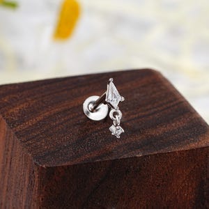 16G 925 Sterling Silver Internally Threaded Dangle rhombus Cartilage Stud/nose Stud/Helix/Tragus Piercing/Flat Back Earring/Medusa Piercing