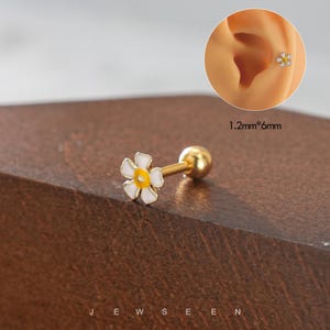 16G flower Cartilage Earring/Opal Helix Stud/Tragus Piercing/Conch Jewelry/Stud Earring/Minimalist Earring/Ball end/back to school