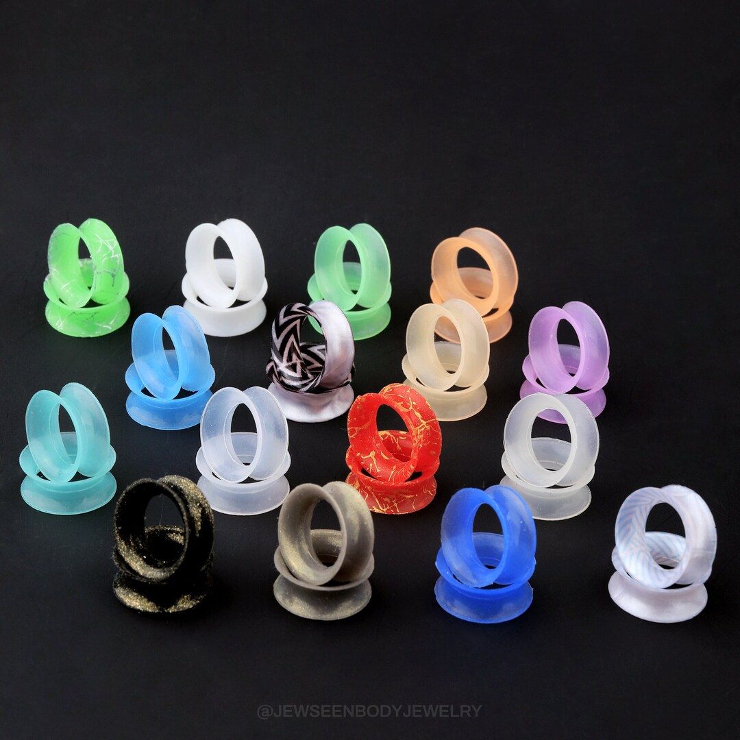 32PCS Silicone Tunnels/soft Ear Gauges/2g1''silicone Gauges/plugs and