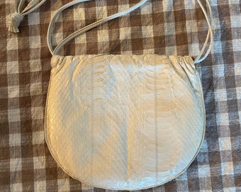 1980s Pantera white leather snakeskin style shoulder bag