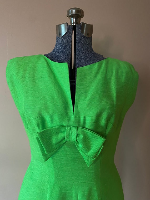 1960s Lilli Diamond lime green dress bow detail - image 2