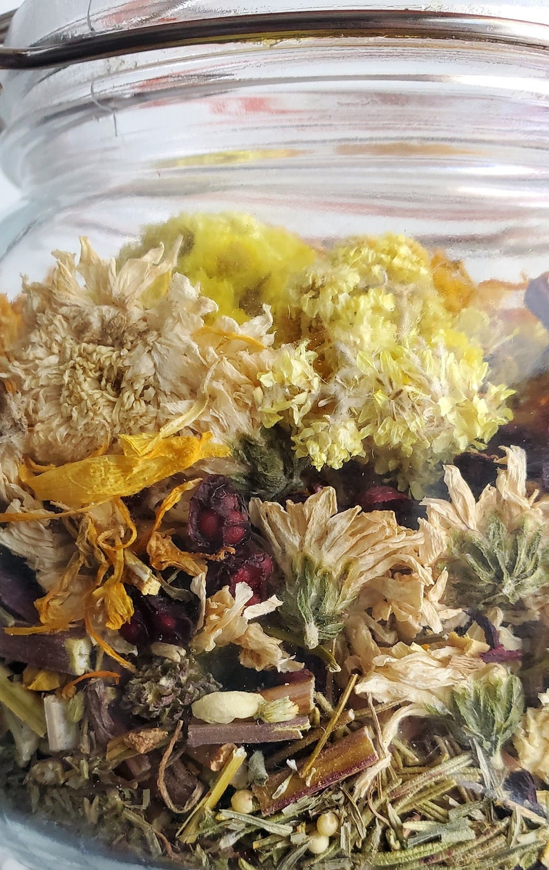 helichrysum flowers for hair growth