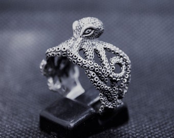 Octopus ring. Man ring. Male ring. Unisex ring. 925 silver ring. Sailor ring. Nautical ring. Kraken ring. Men's ring.