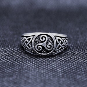 Male ring. Unisex ring. 925 silver ring. Biker ring. Celtic ring. Druid ring. wicca ring. men's ring. balance ring. evolution ring