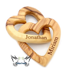 Personalized Wooden Linked Hearts. Anniversary Gift for Boyfriend. Custom Wedding Gift. Engagement Gifts Her Him.Birthday Valentine Day Gift