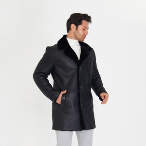 Men’s Shearling Overcoat – Black Buttoned Lamb Fur Coat – Italian Style Winter Jacket with Fur Collar 87 cm