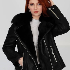 Women&#39;s Genuine Leather Coat with Fur - Handmade Luxury Outerwear Sheepskin Jacket