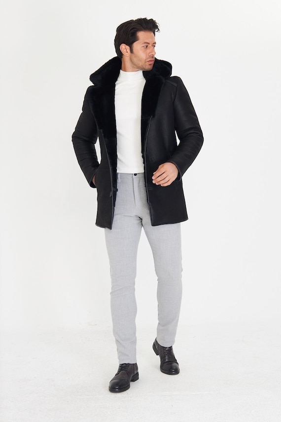 Herren Lammfellmantel in schwarz Lammfelljacke mit Knöpfen und