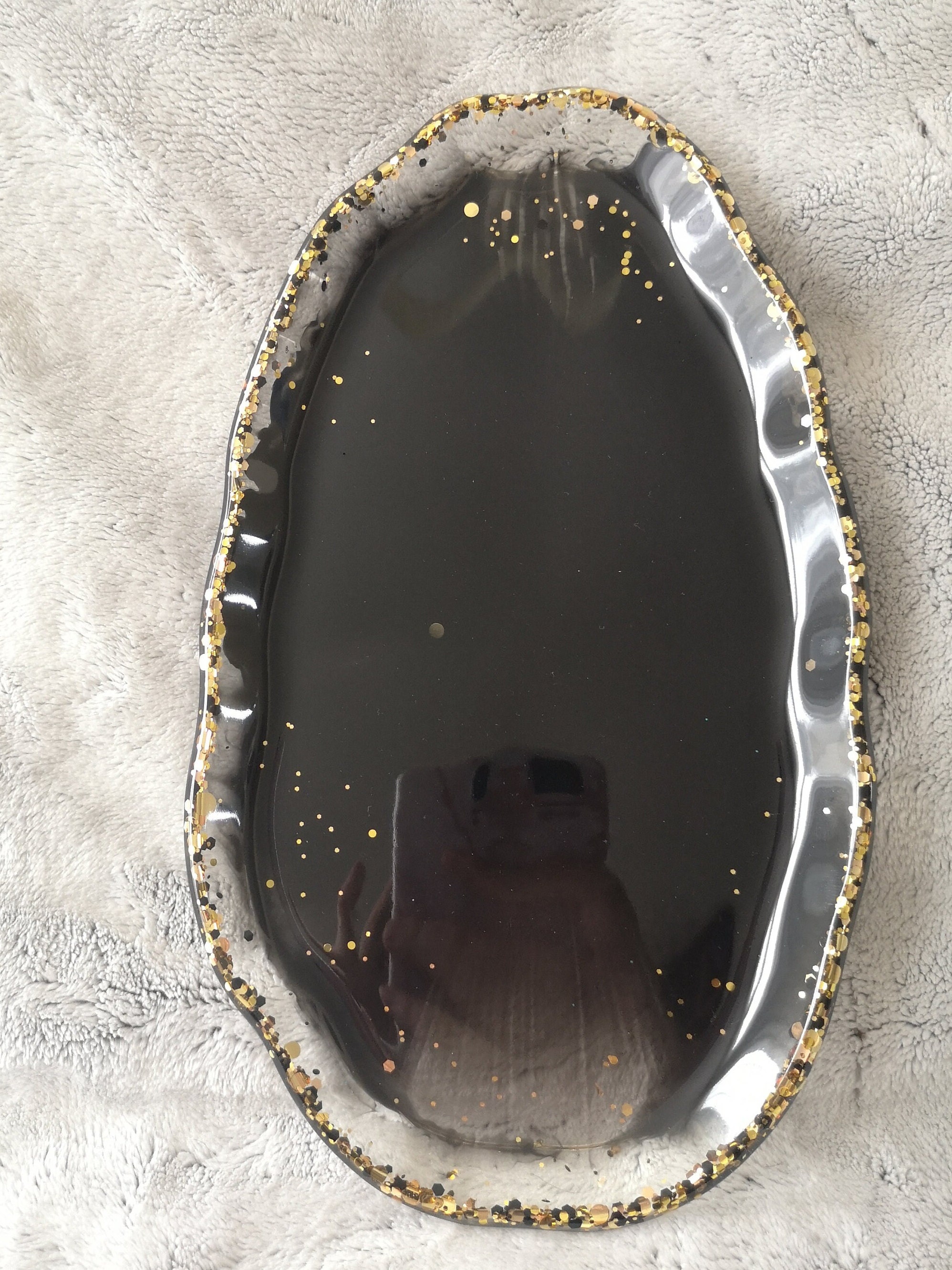 Grand Plat Ovale en Résine Epoxy