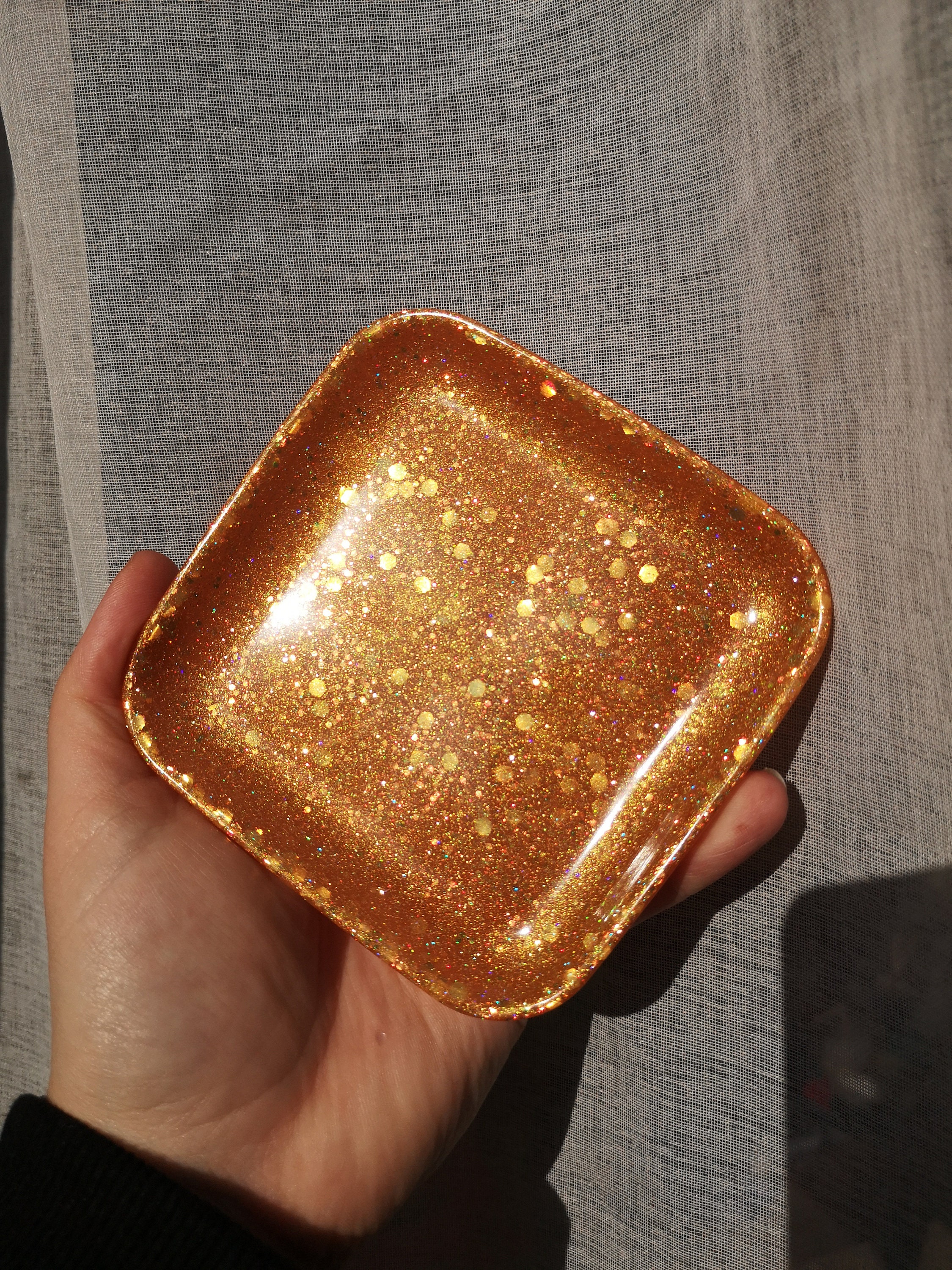 Petite Coupelle Carrée Fait Main en Résine Epoxy