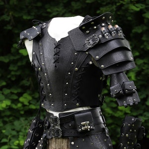 Witcher Rogue Armor , with tasset and pair of Bracers
