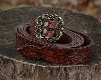 Flower Belt - Leather larping and renfaire strap