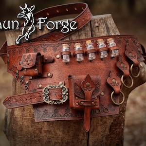 Alchemist Druid Belt - Floral structure bottle holder RIGHT side