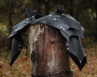 Dark Elf Drow Druchi Leather Shoulders Armor for Larping Rivets