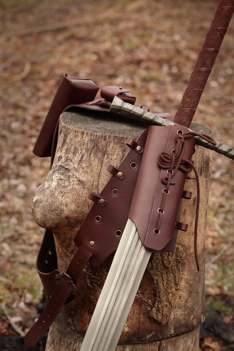 Backscabbard Sword holder/sheath set with cell purse image 1