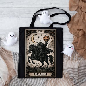 Tod Tarot Karte Einkaufstasche | Headless Horseman Halloween Tasche | Gothic Herbst Tasche Hexen Geschenk für Frauen | Gruselige Ästhetische Umhängetasche