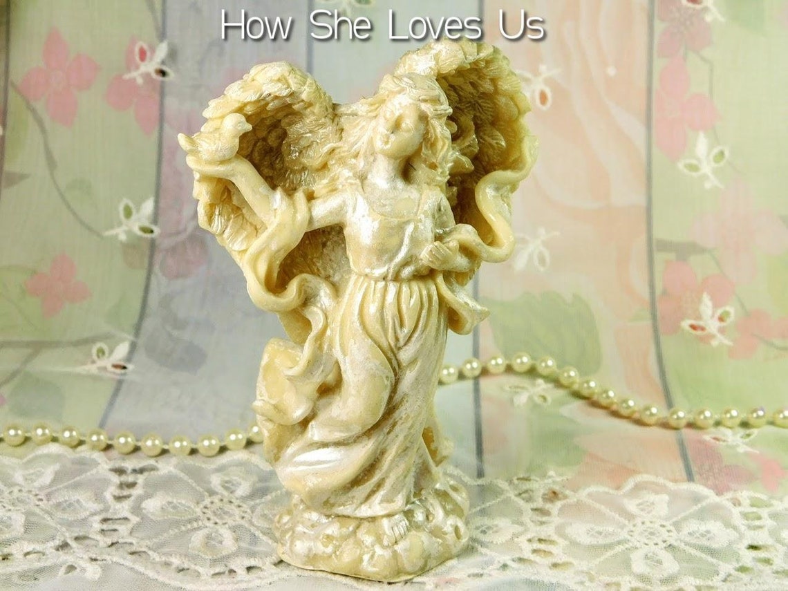 Angel Figurine in Sculpted Resin Vintage Small Angel Figurine Etsy