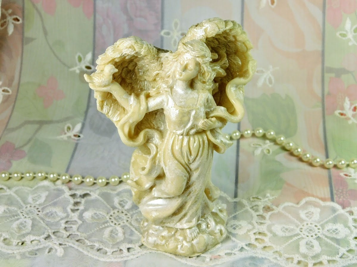 Angel Figurine in Sculpted Resin Vintage Small Angel Figurine Etsy