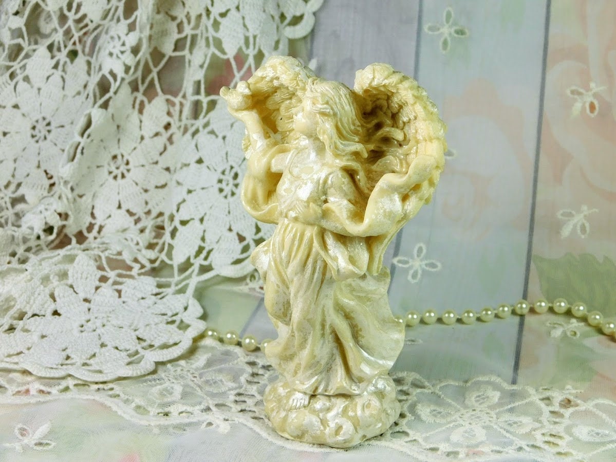 Angel Figurine in Sculpted Resin Vintage Small Angel Figurine Etsy