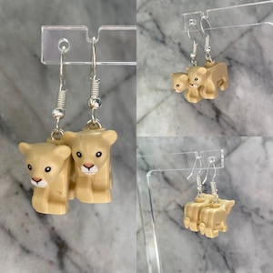 Leeuwenwelp oorbellen | Dierlijke kattenliefhebber | Gemaakt van LEGO-stenen | Verzilverd | Eigenzinnige geschenken | Britse verkoper | Verklaring sieraden