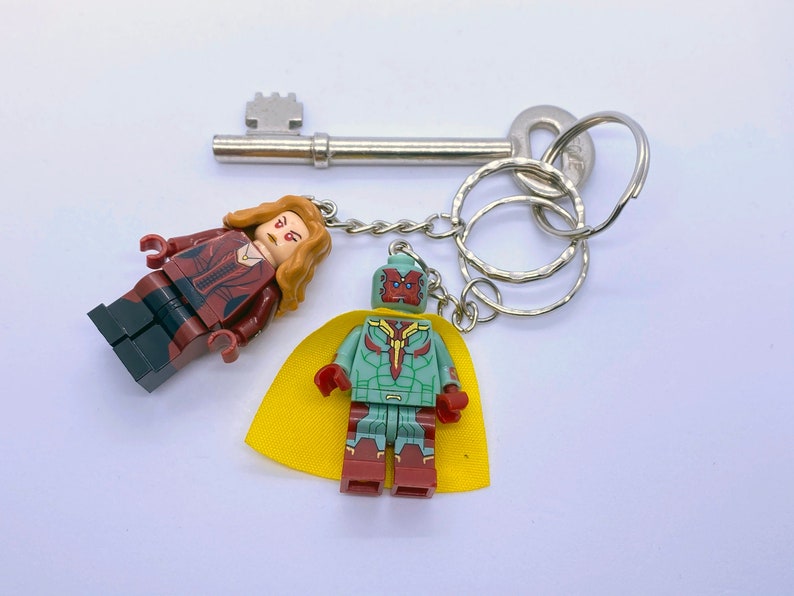 Nerdy Gifts Super Hero Keyring Super Heroes Vision Wanda Wandavision Figure Keychain Scarlet Witch