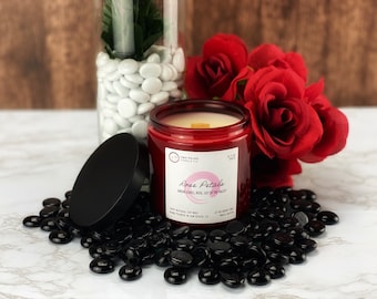 Rose Petals Scented Soy Wax Candle