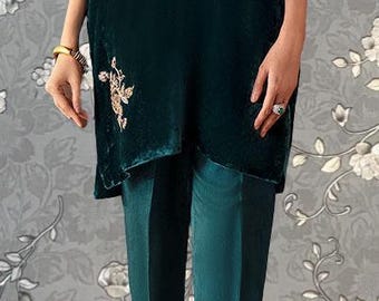 Teal Green Velvet Embroidered Pakistani Dress | Elegant Formal Outfit with Organza Dupatta | Pink Tulip PR-0493