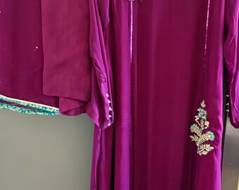 Ready to wear magenta chiffon embroidered 3 piece suit size 42 large Pakistani outfit festive dress