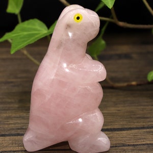Dinossauro de desenho animado de escultura em cristal de quartzo rosa de 2 '', escultura de dinossauro, presente de dinossauro, dinossauro de cristal, dinossauro de caixa, estátua de dinossauro