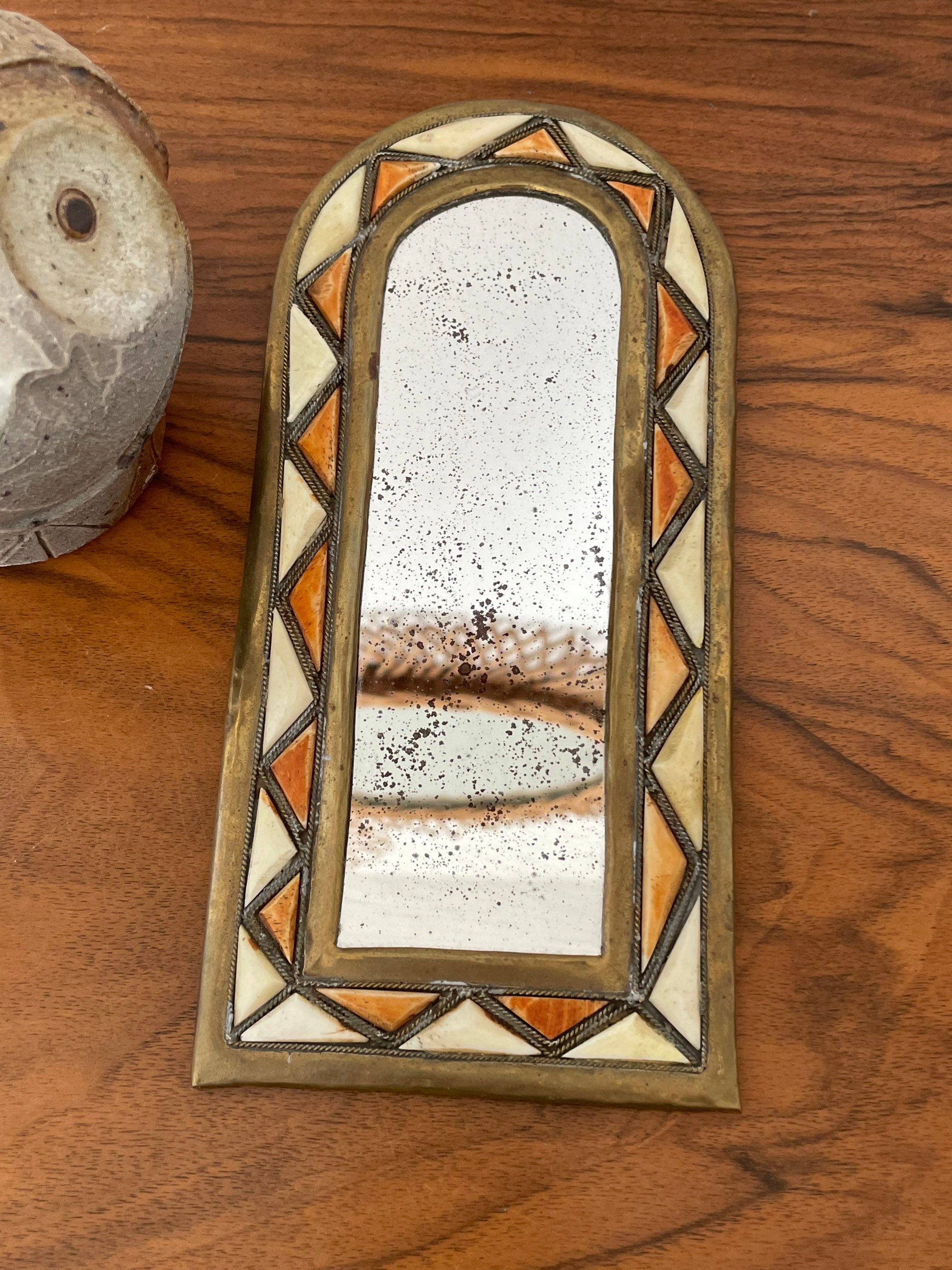 Miroir Vintage Laiton Marocain Boho Chic Bohème Tiki Mural Ancien Folk Forme Porte Marocaine Défaut