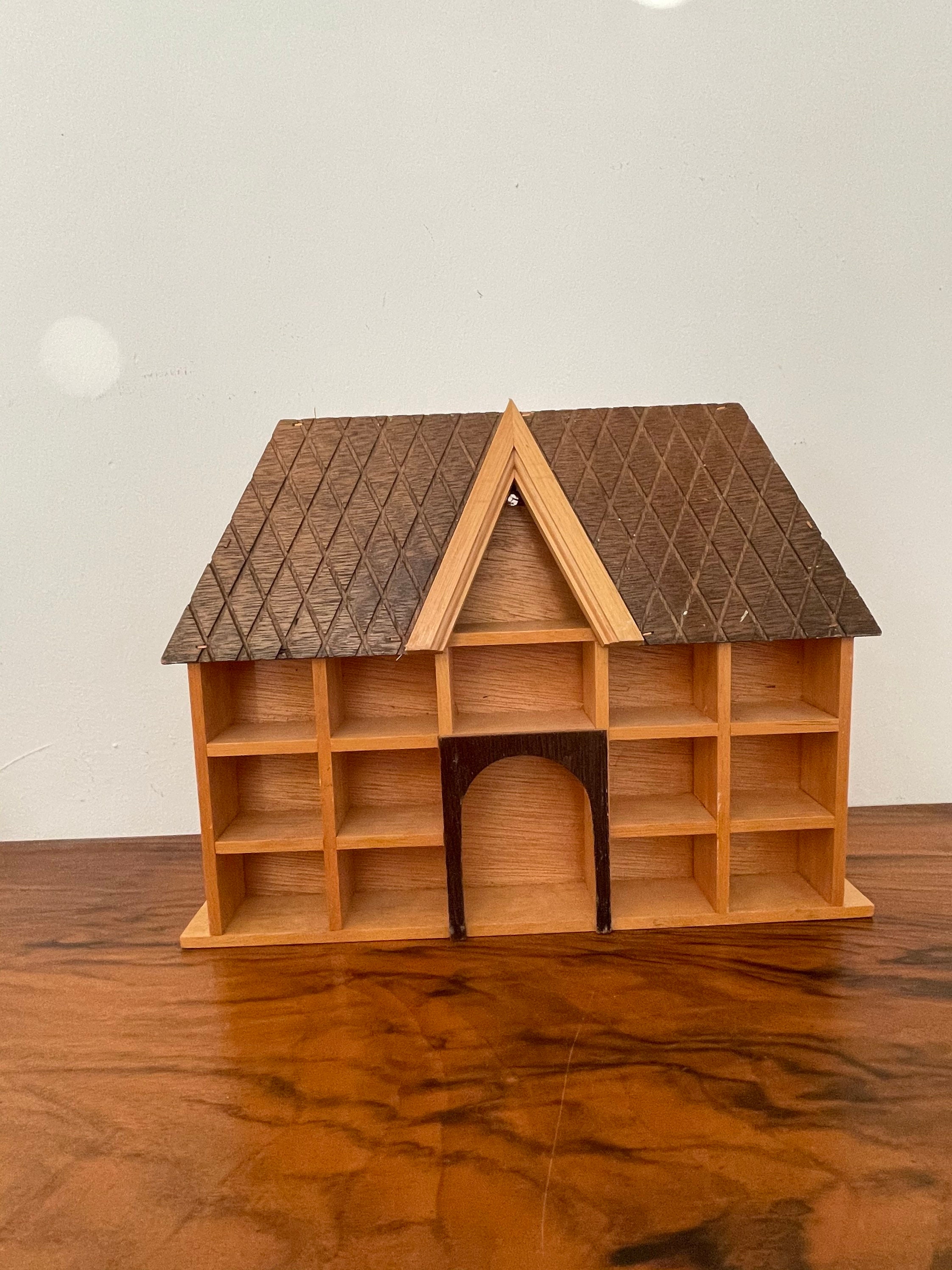 Étagère de Rangement Pour Miniatures en Bois Vintage Français Forme Maison Alsacienne Chalet Made in