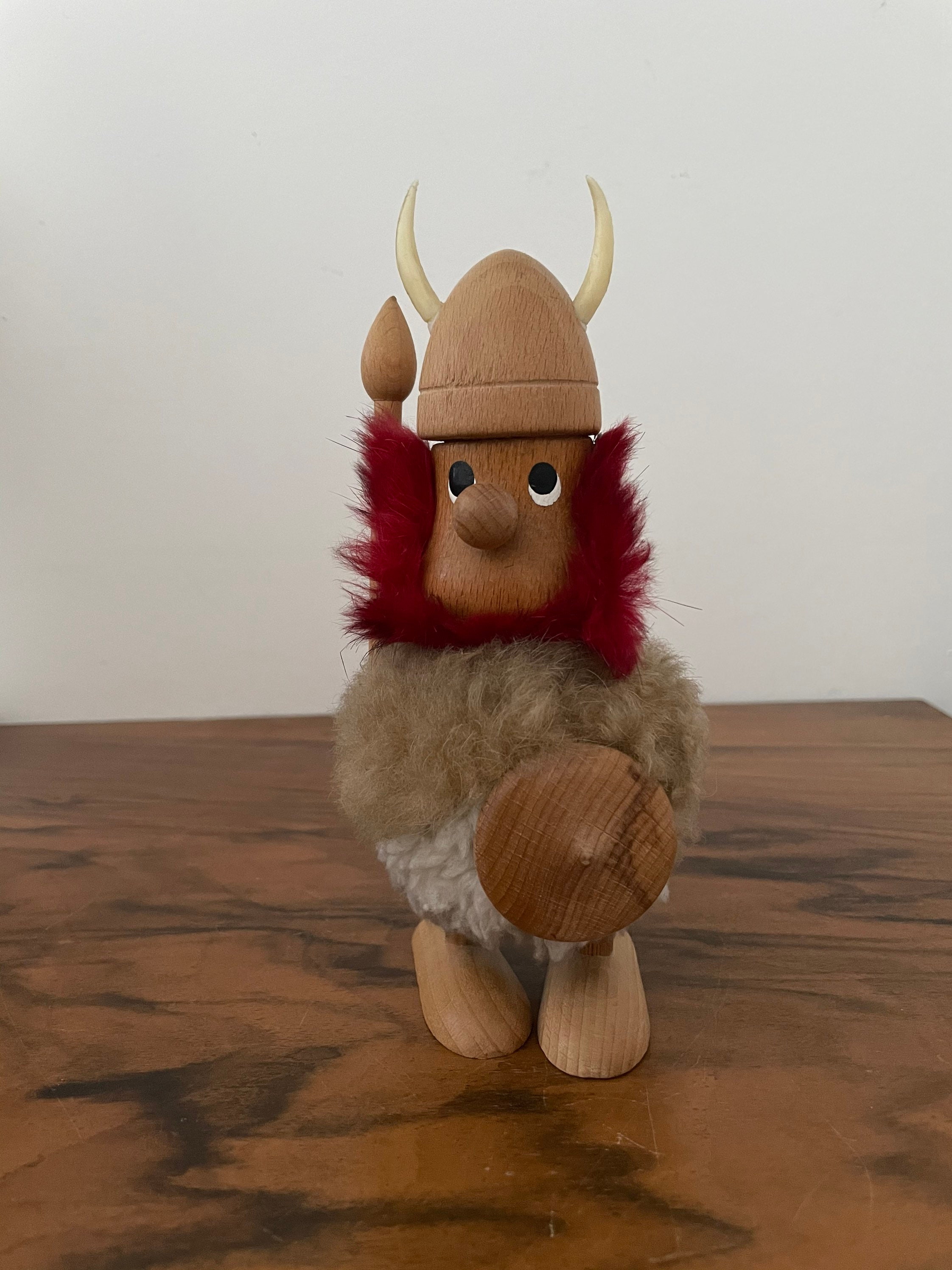 Viking Hans Bollingen Bois Teck et Fourrure Scandinave Midcentury Sculpture 50 60 Gonk Figurine Dano
