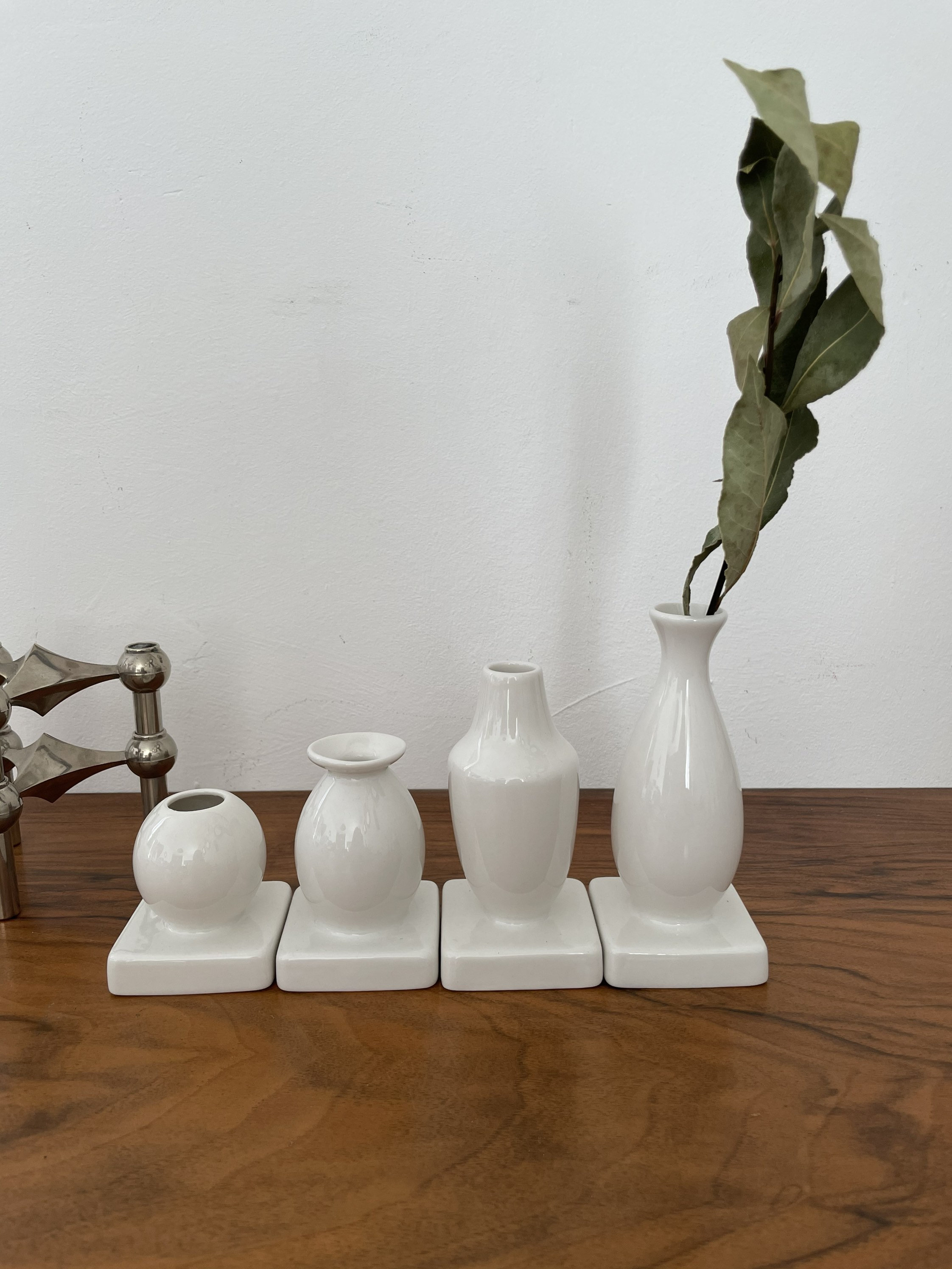 Ikea Designer Henrik Preutz Set de 4 Vases en Céramique Blanche Discontinued Design 2020 Dans Boite