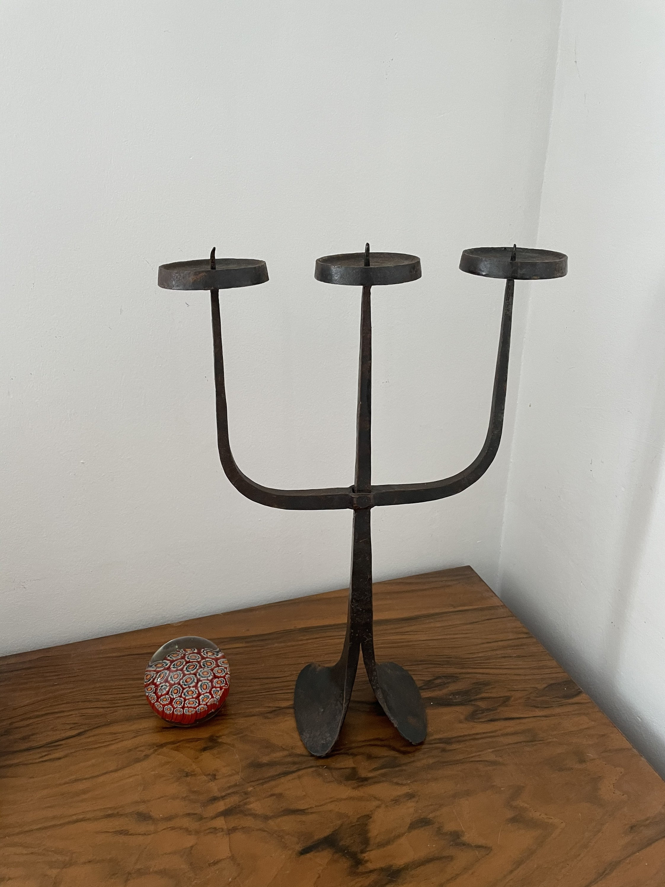 Bougeoir En Laiton NKlaus - Ø10cm Avec Pointe 1cm - Pour Bougies Massives - Baptême, Communion, Noël