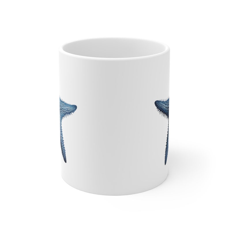 Tasse à café étoile de mer bleue - Design frappant, matériau céramique de haute qualité, charme côtier, parfaite pour la maison, le bureau et les cadeaux. Capacité de 11 oz image 3