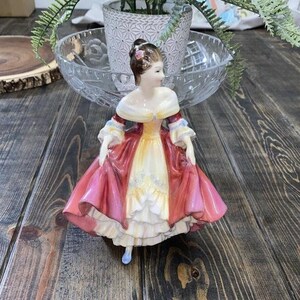 Southern Belle HN2229 - Royal Doulton Figurine