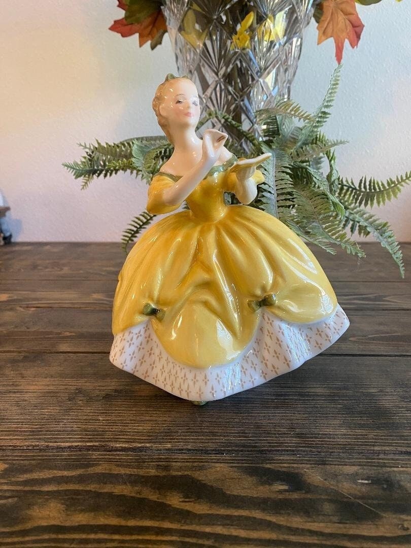 Last Waltz Figurine - Etsy