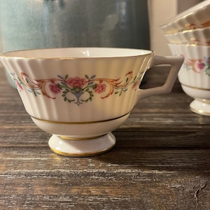 Vintage Cinderella by Lenox Teacup/Coffee Cup/Fluted Gold Trim/V-308/ Made in the USA/Each Sold Separately