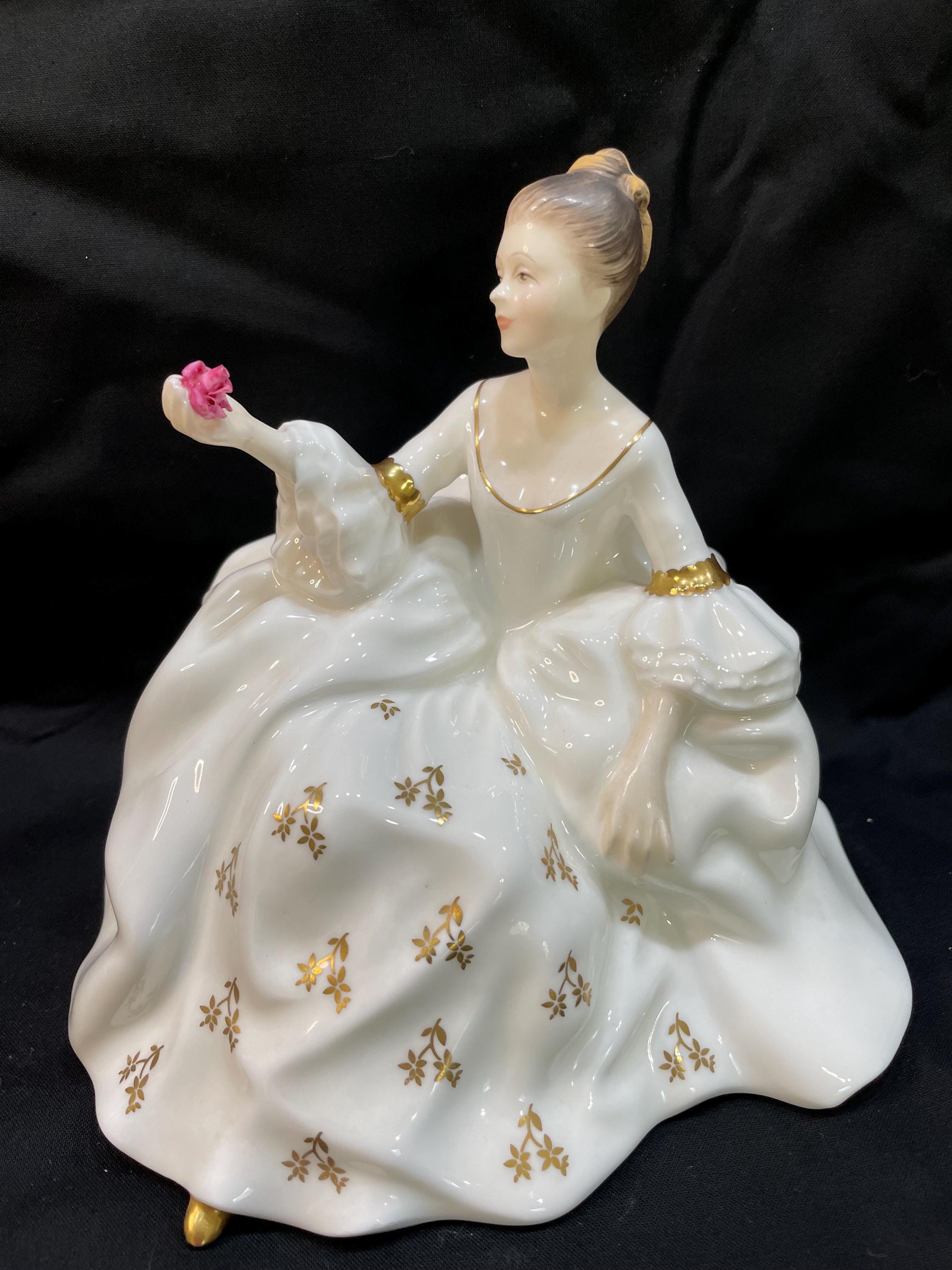 Royal Doulton ロイヤルドルトン HN 2339 MY LOVE フィギュリン 英国製
