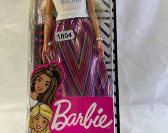 Muñeca Barbie Fashionista n.° 120 aún en su caja original