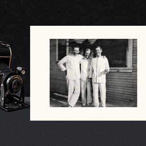 Vintage Photo, Blank Greeting Card, Vintage Image, Nostalgic, Buddies, Friends, Fashion, Bonding, Young Men, Clean Greeting Card