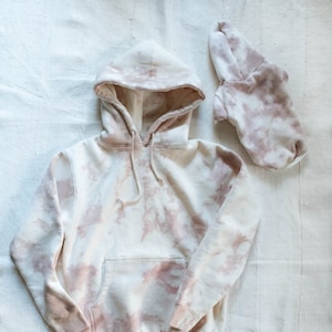 Tan tie dye hoodie shop