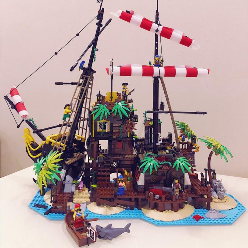 DIY Fast Delivery Pirates of Barracuda Bay Compatible lego blocks