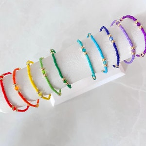 das Regenbogen-Armband | Perlenarmband | Stapelarmband | dehnbares Armband | Freundschaftsarmband | Teenager Mädchen Armband