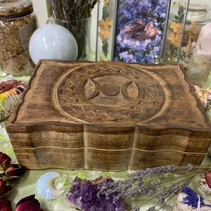 Triple Moon Wooden Box 6x9 Kit w/ Rose Petals
