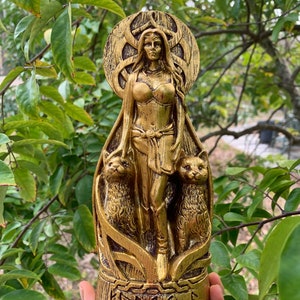 Freya Norse Goddess of Love, Beauty & War