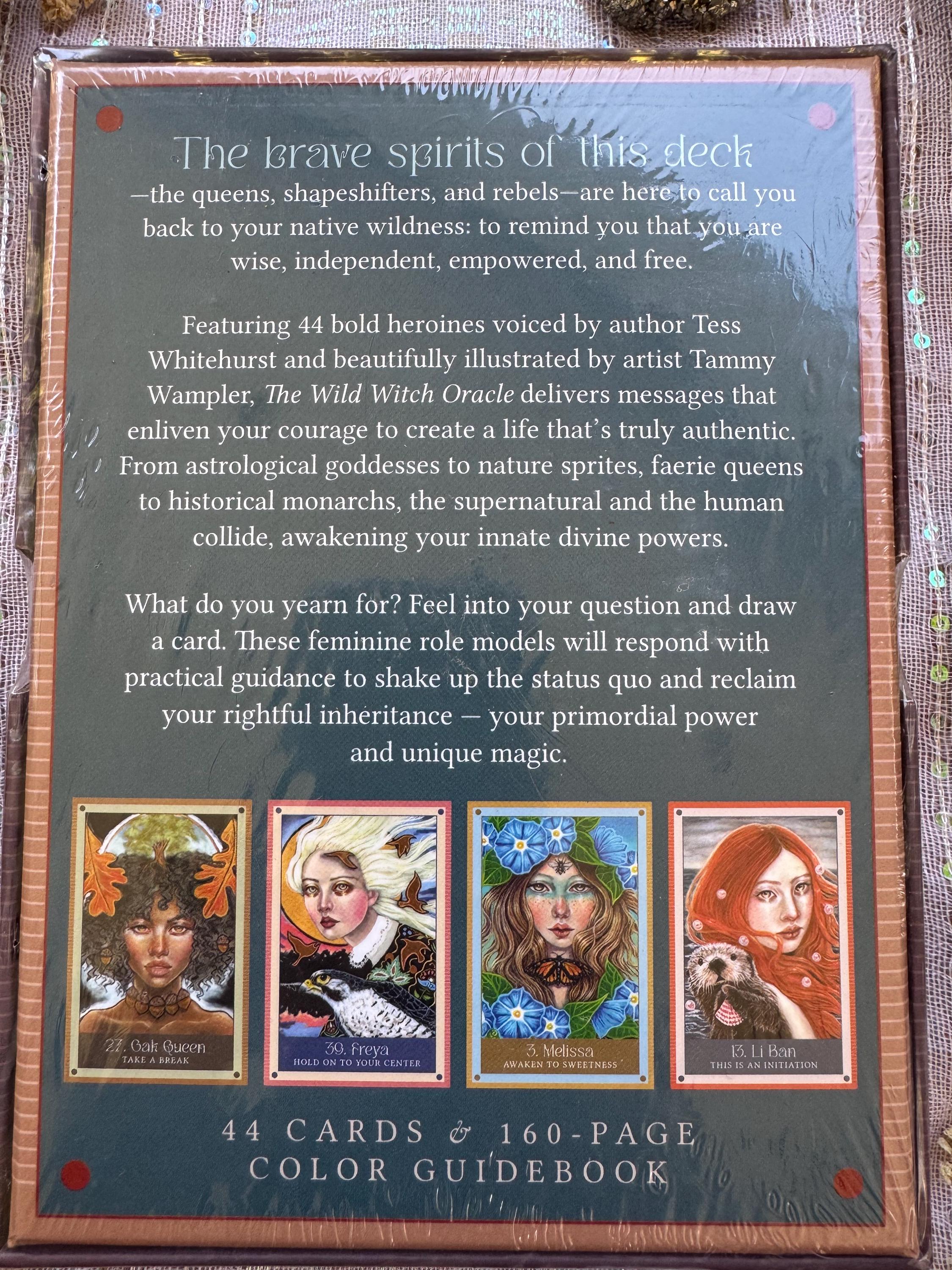 The Wild Witch Oracle: Shapeshifters, Rebels and Queens (authentic Deck ...