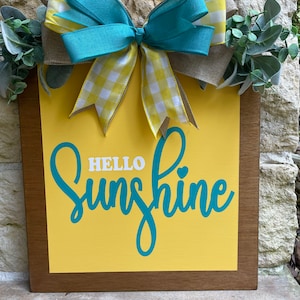 Front Door Decor, Hello Sunshine door hanger, Summer Wreath, Hello Sunshine Door Hanger, Hello Sunshine Wreath, Summer decor, Summer sign