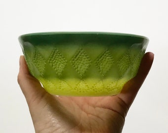 Anchor Hocking Avocado Green Diamond Pattern Ceramic Bowl || Fire King Dish